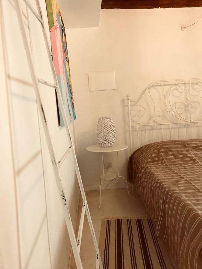 Tambien B&B Pesaro Bagian luar foto